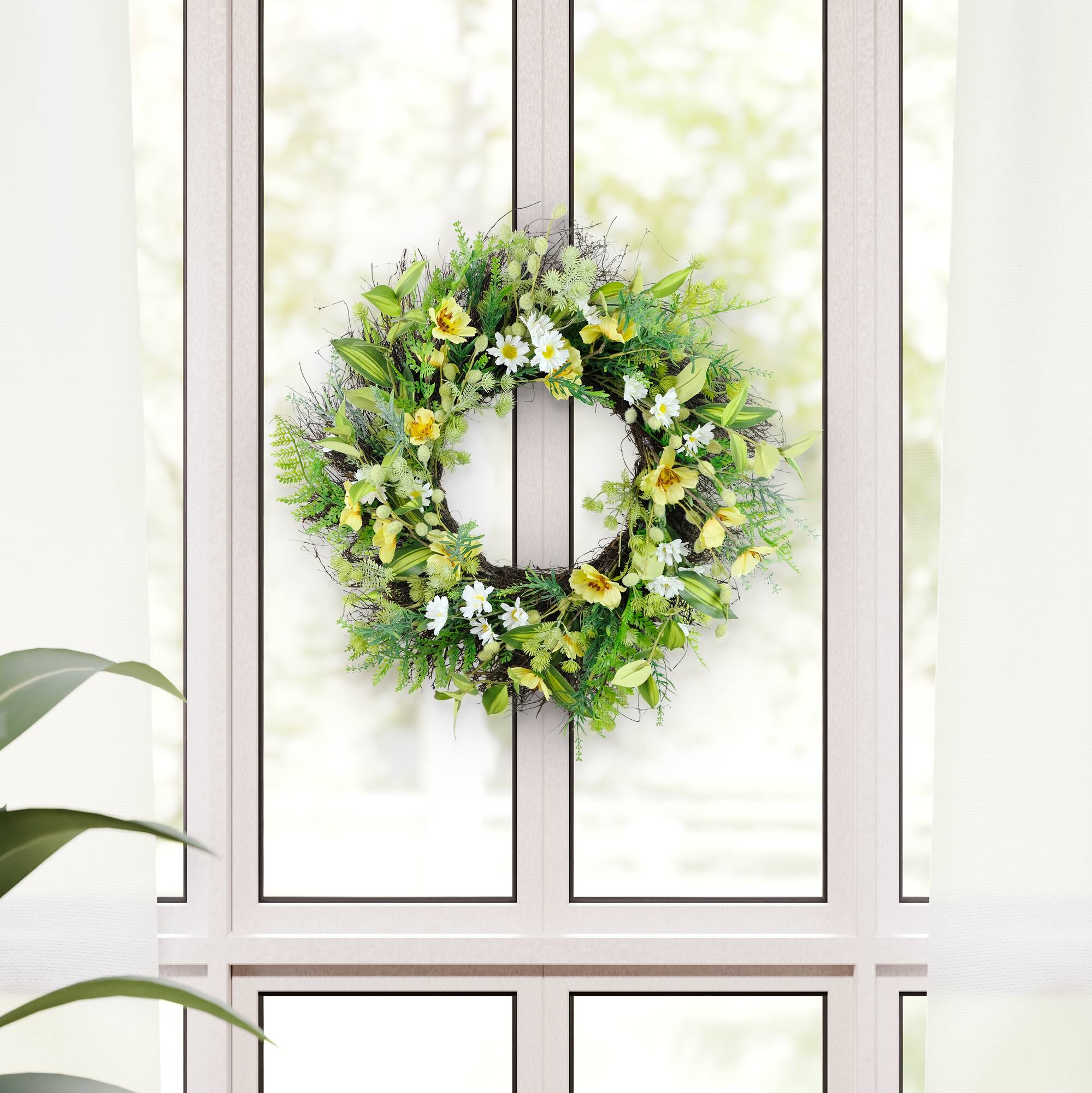 24" Yellow & White Spring Daisy & Dogwood Floral Wreath